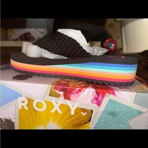 Roxy kids flip flops size 1